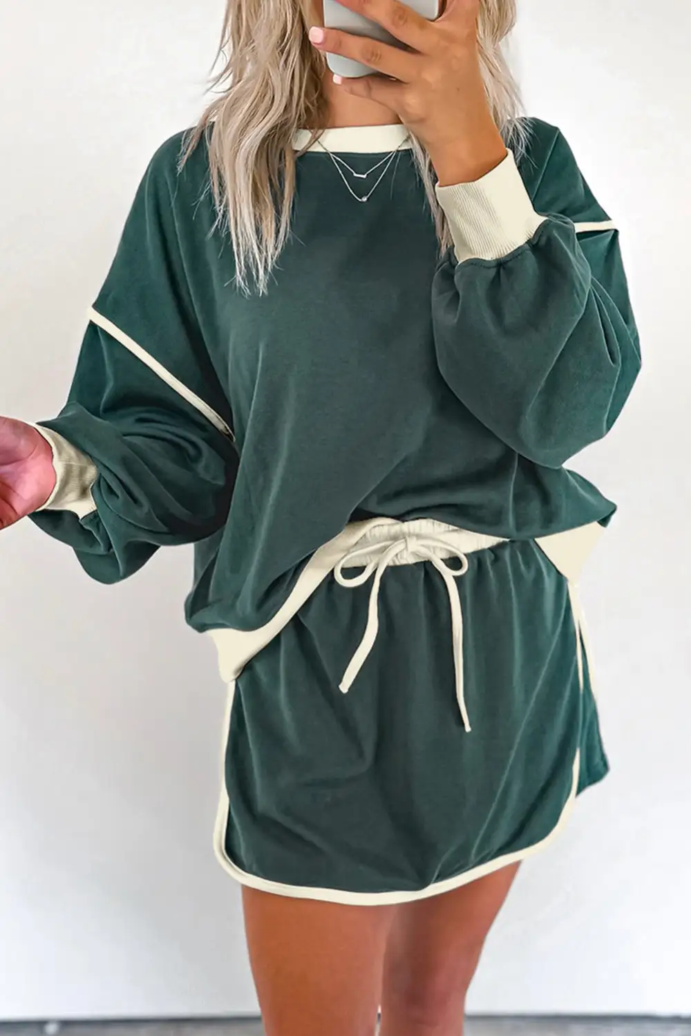 Contrast Loose Pullover and Lace Up Waist Skort Set