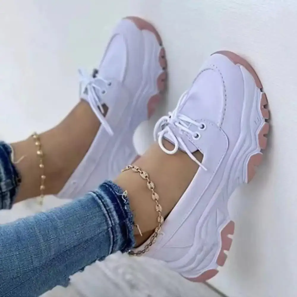 Classic Lace-Up Round Toe Sneakers