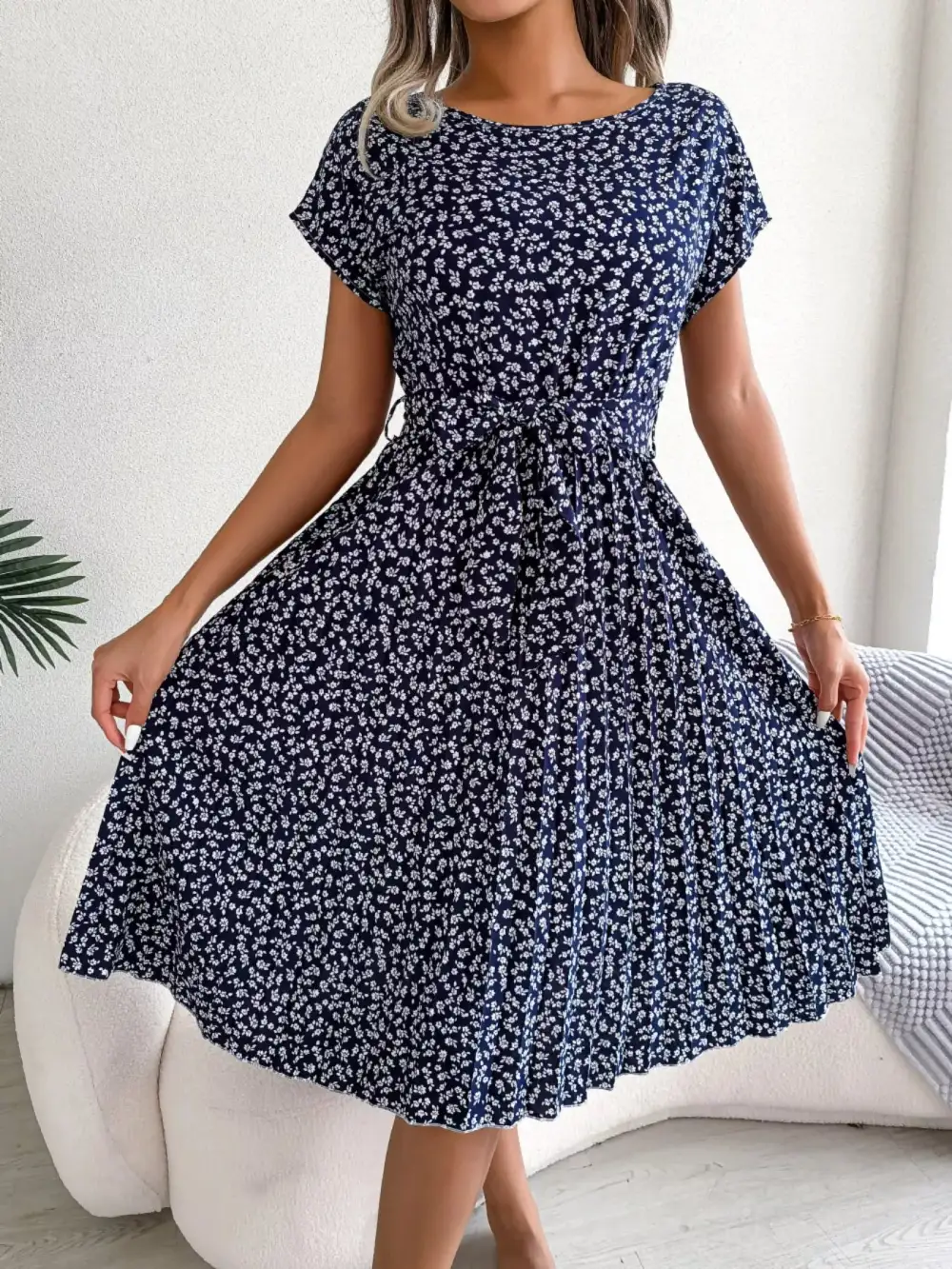 Floral Printed Pleated Midi Dress