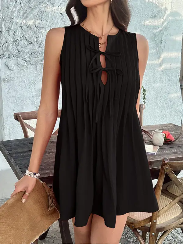 A Line Relaxed Pleated Solid Color Tied Round Neck Mini Dress