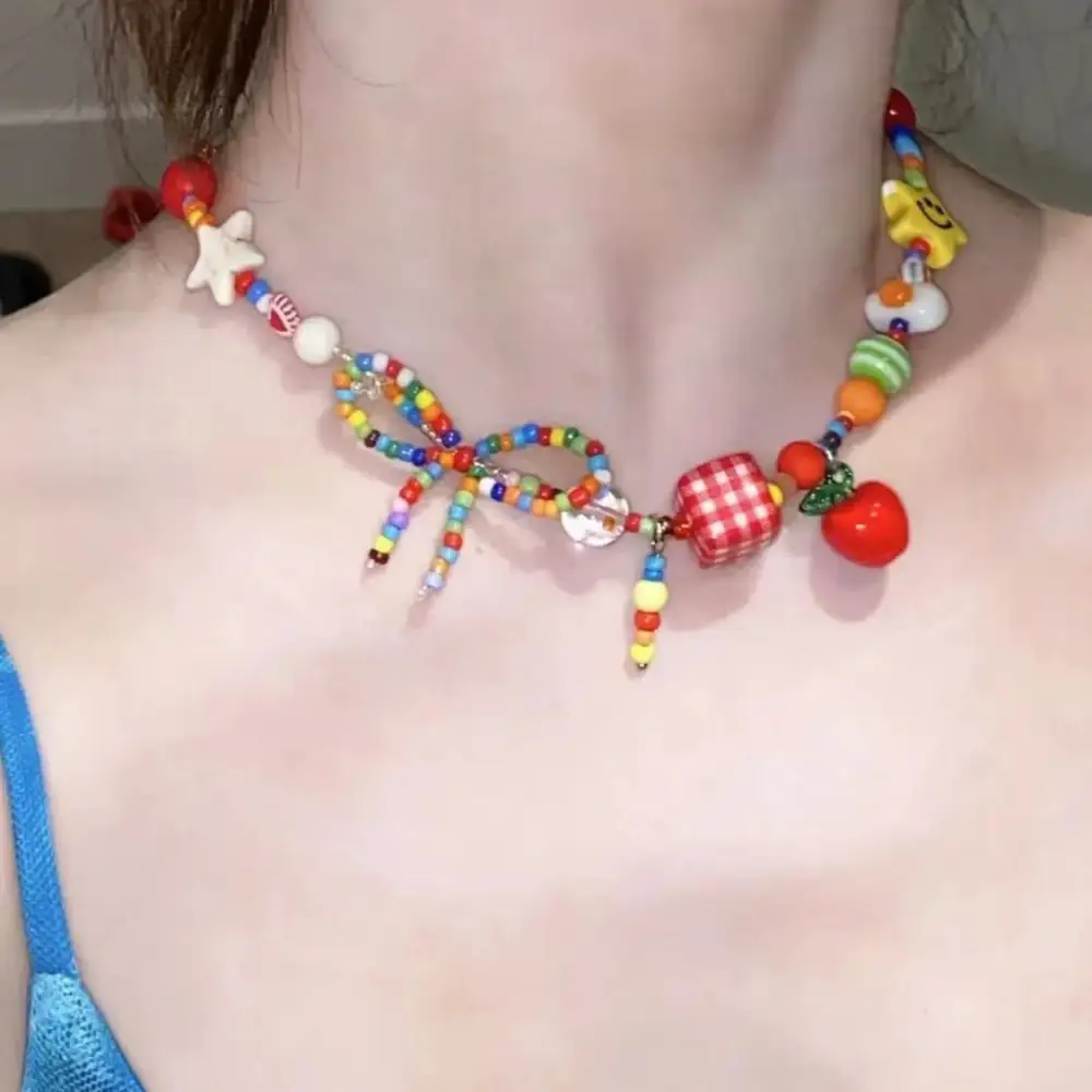 Acrylic Beaded Bow Detail Fashion Necklace