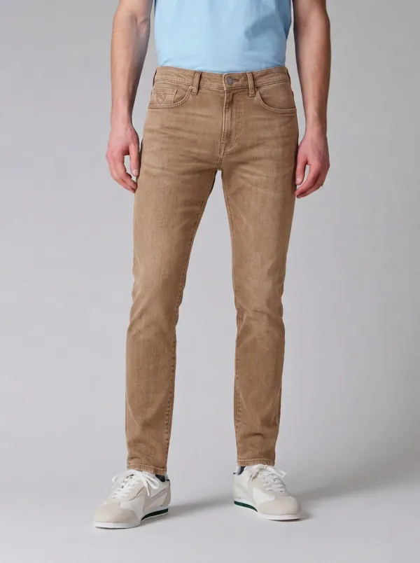 Men's Contemporary Everyday Slim Fit Stretch Denim Jeans