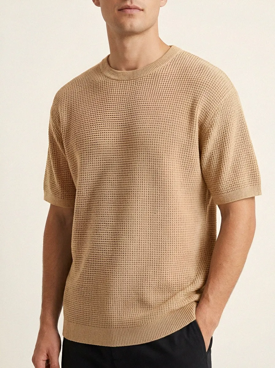 Classic Textured Men's Knit Crew-Neck T-Shirt