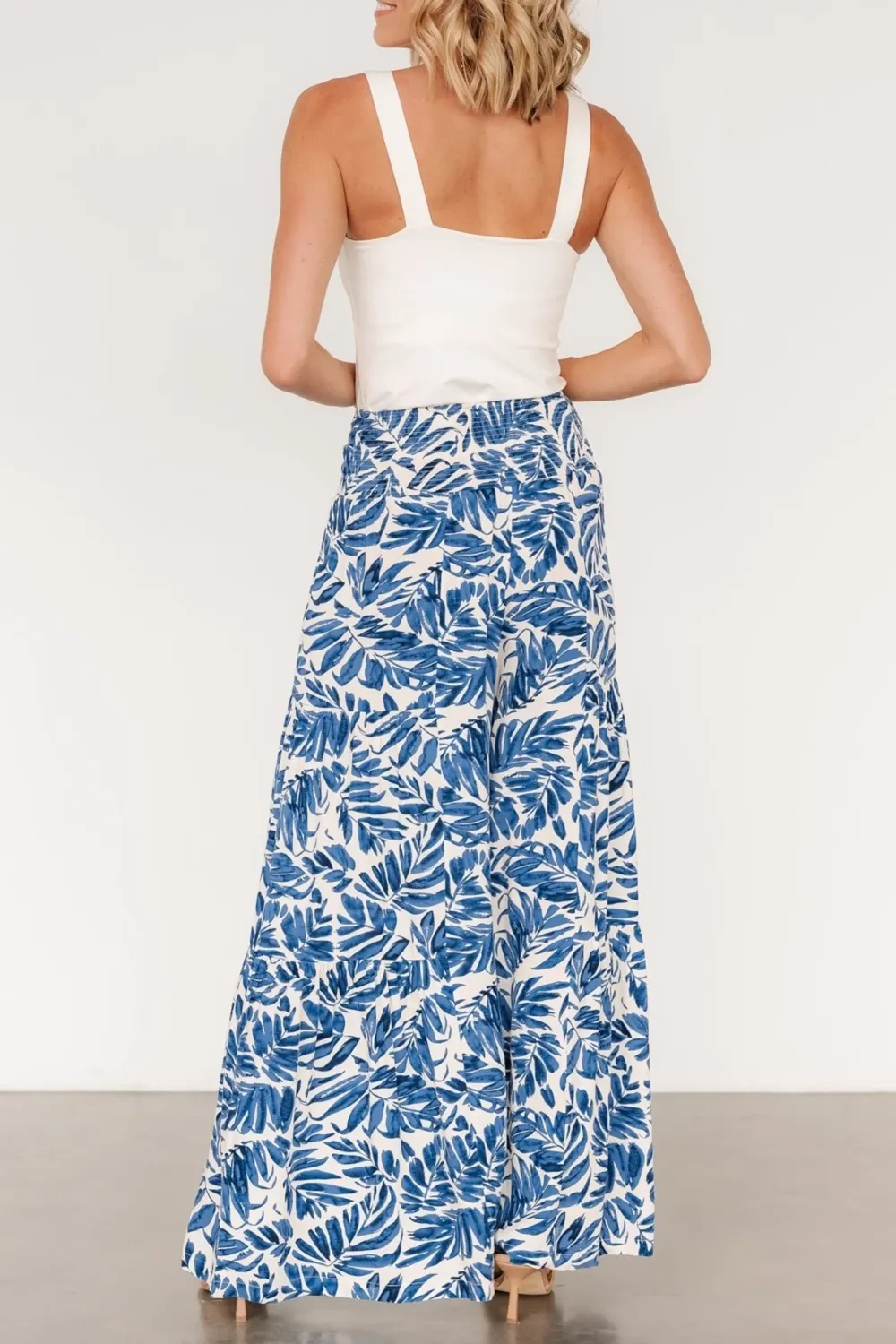 Lightweight And Elegant Versatile Slim-Fit  Pants