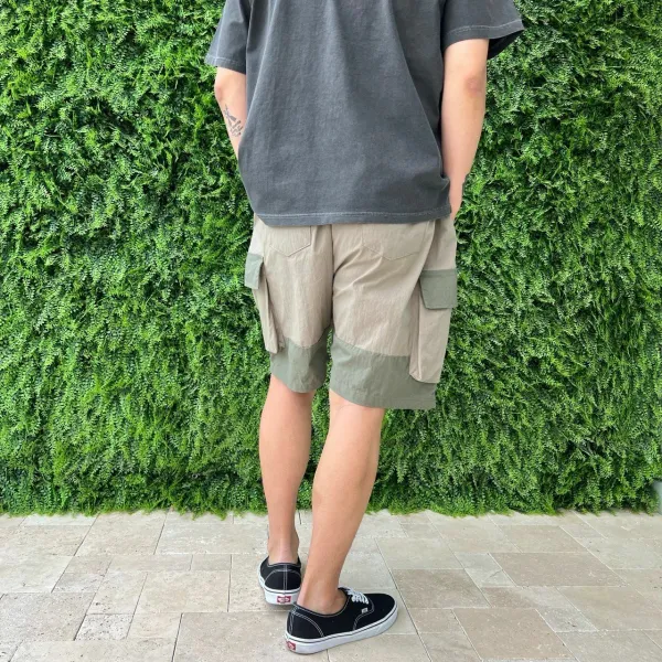Colorblock Knee Length Cargo Shorts