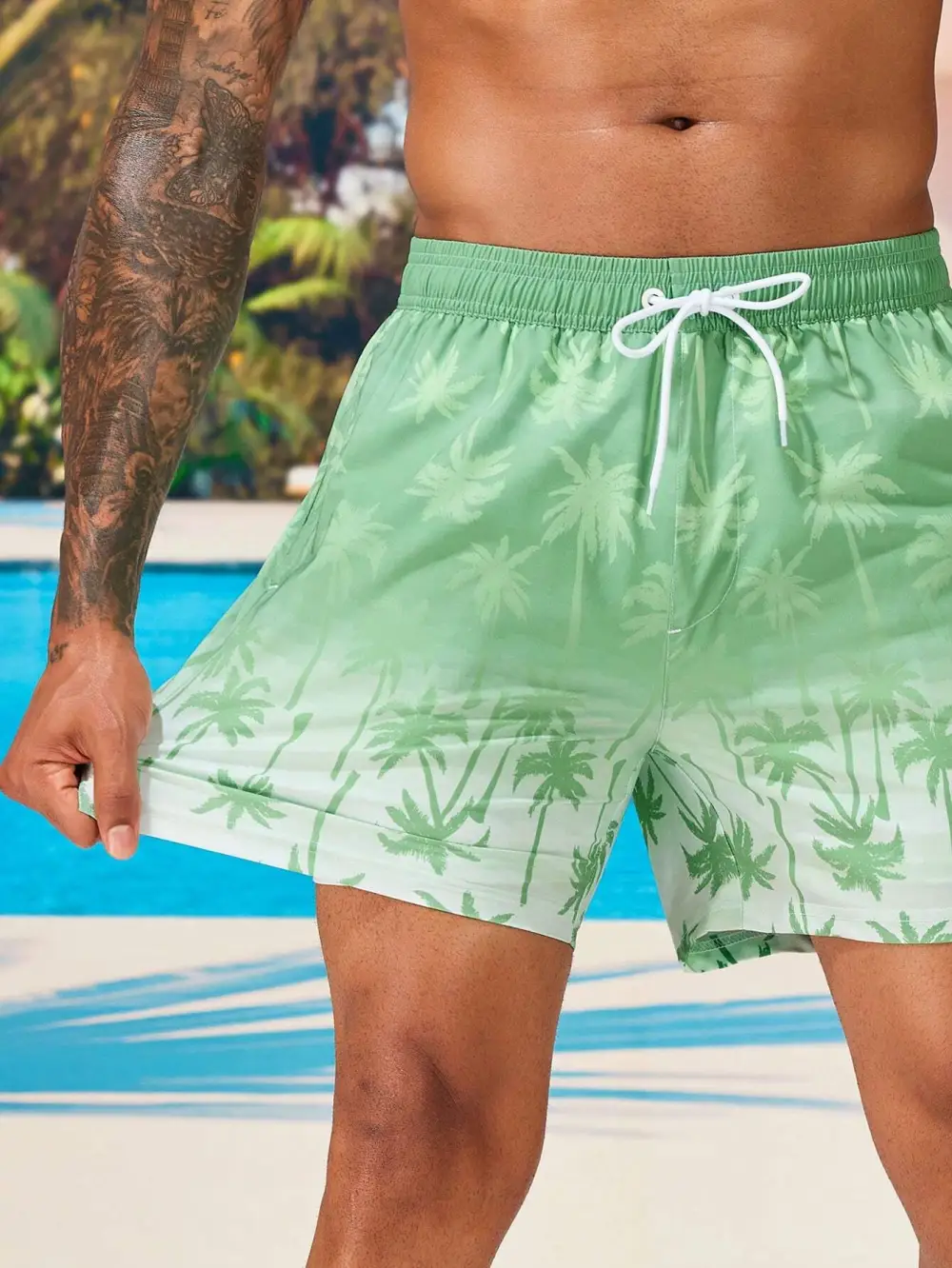 Men's Drawstring Coconut Tree Print Pocket Swim Trunks
