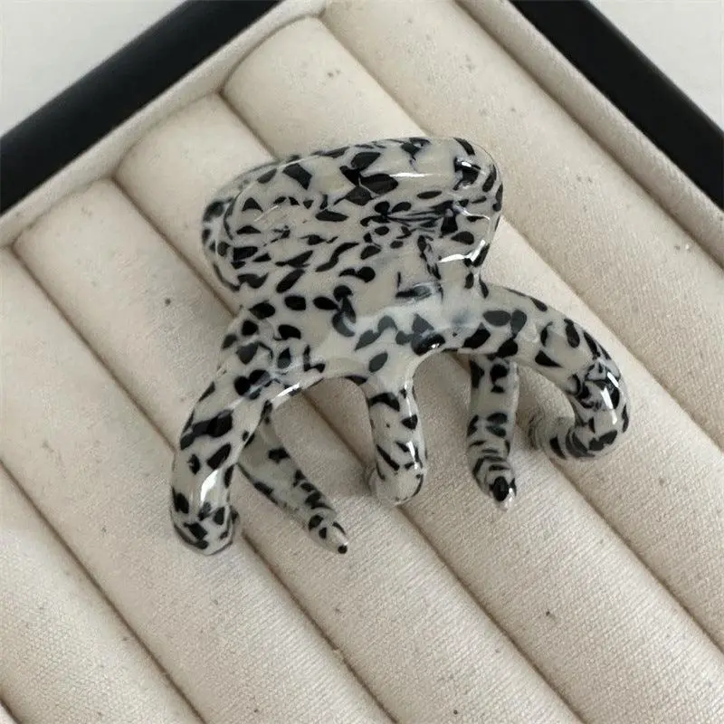 Classic Simple Fashionable Octopus Hair Claw Clip