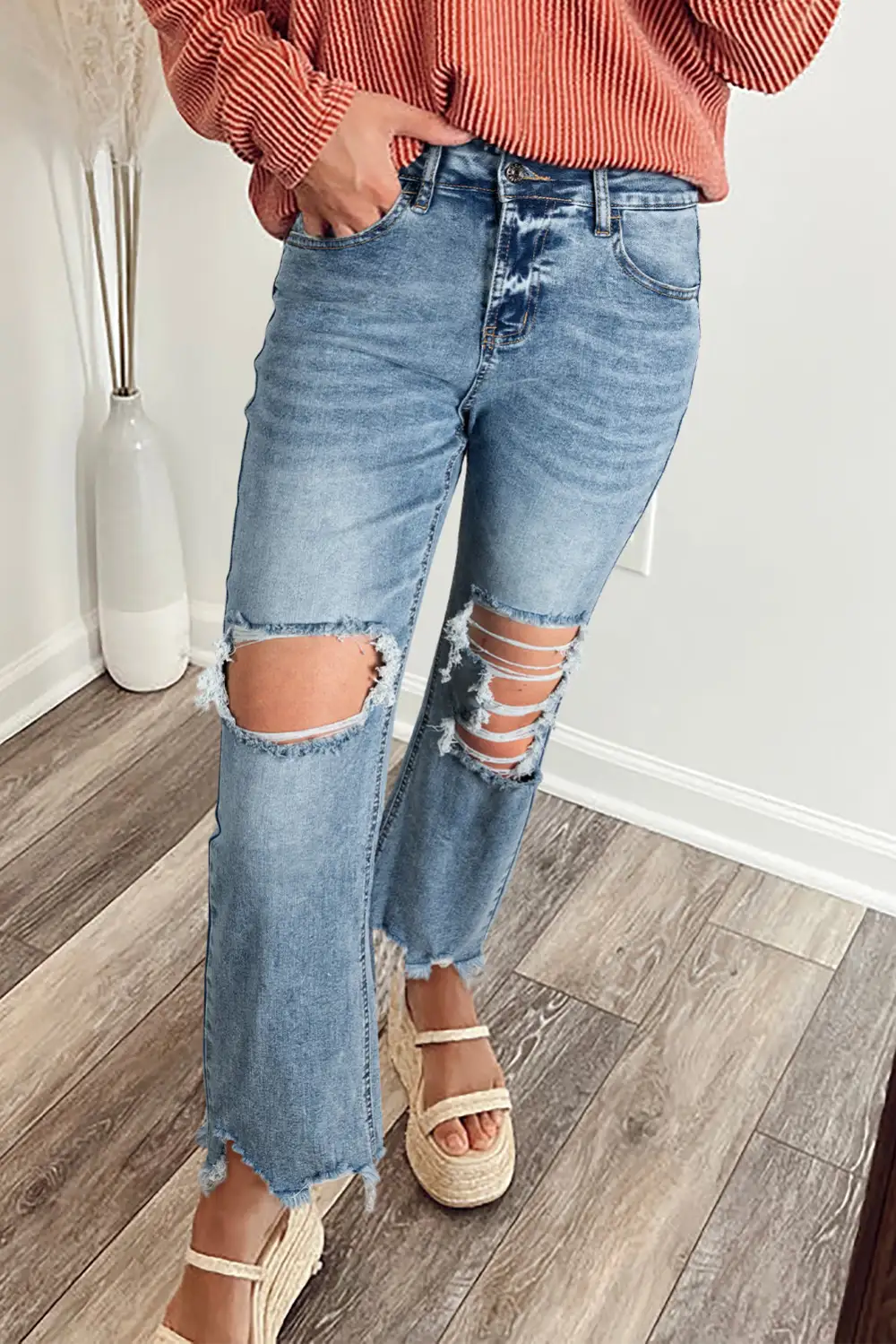 Raw Hem Ripped Open Knee Fit Flare Jeans