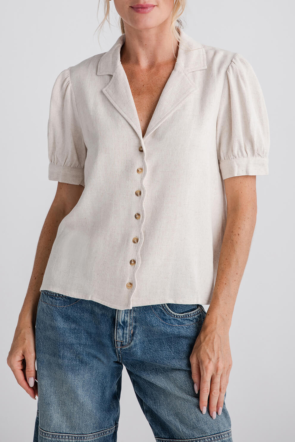 Scallop Edge Short Sleeve Shirt - Oatmeal