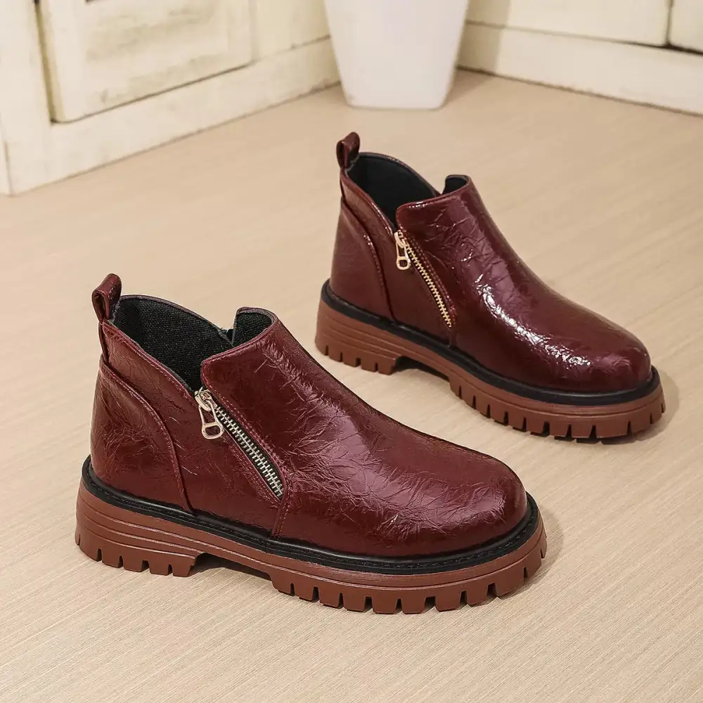 Breezy Round Toe Block Heels Boots