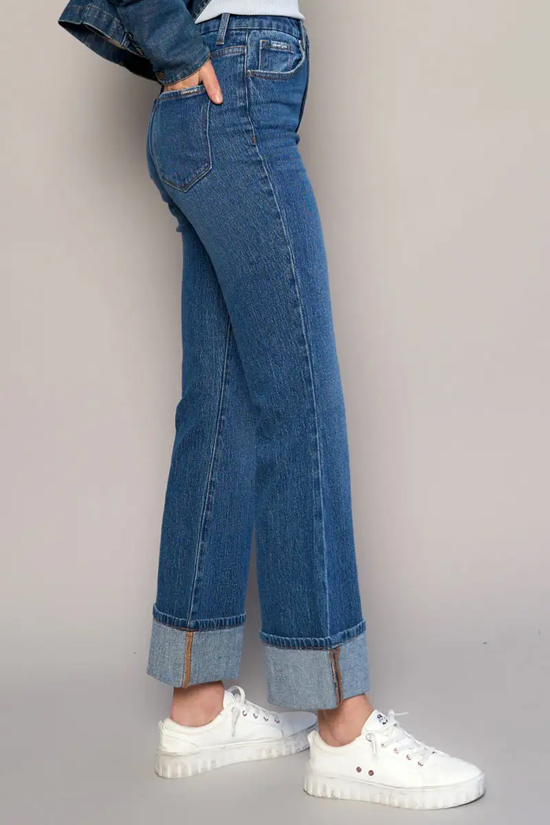 Women's High Rise Cropped Cropped Bootcut Comfort Stretch Denim Jeans
