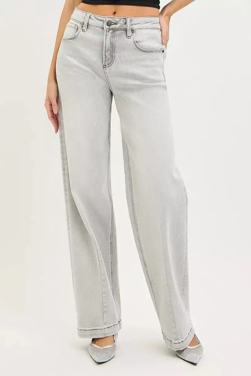 Pocketed Contoured Denim Jeans