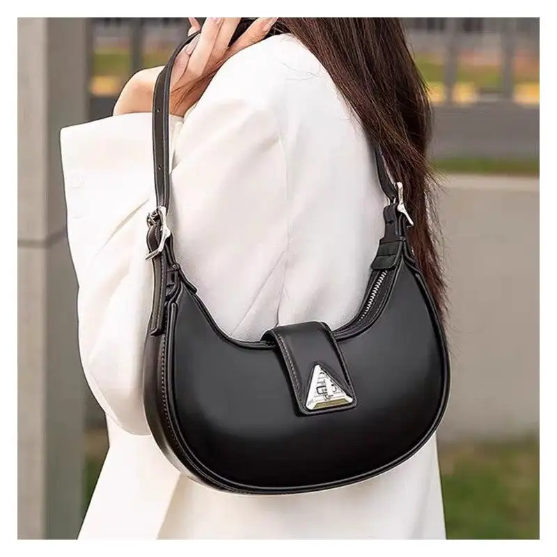 Casual Versatile Shoulder Handbag