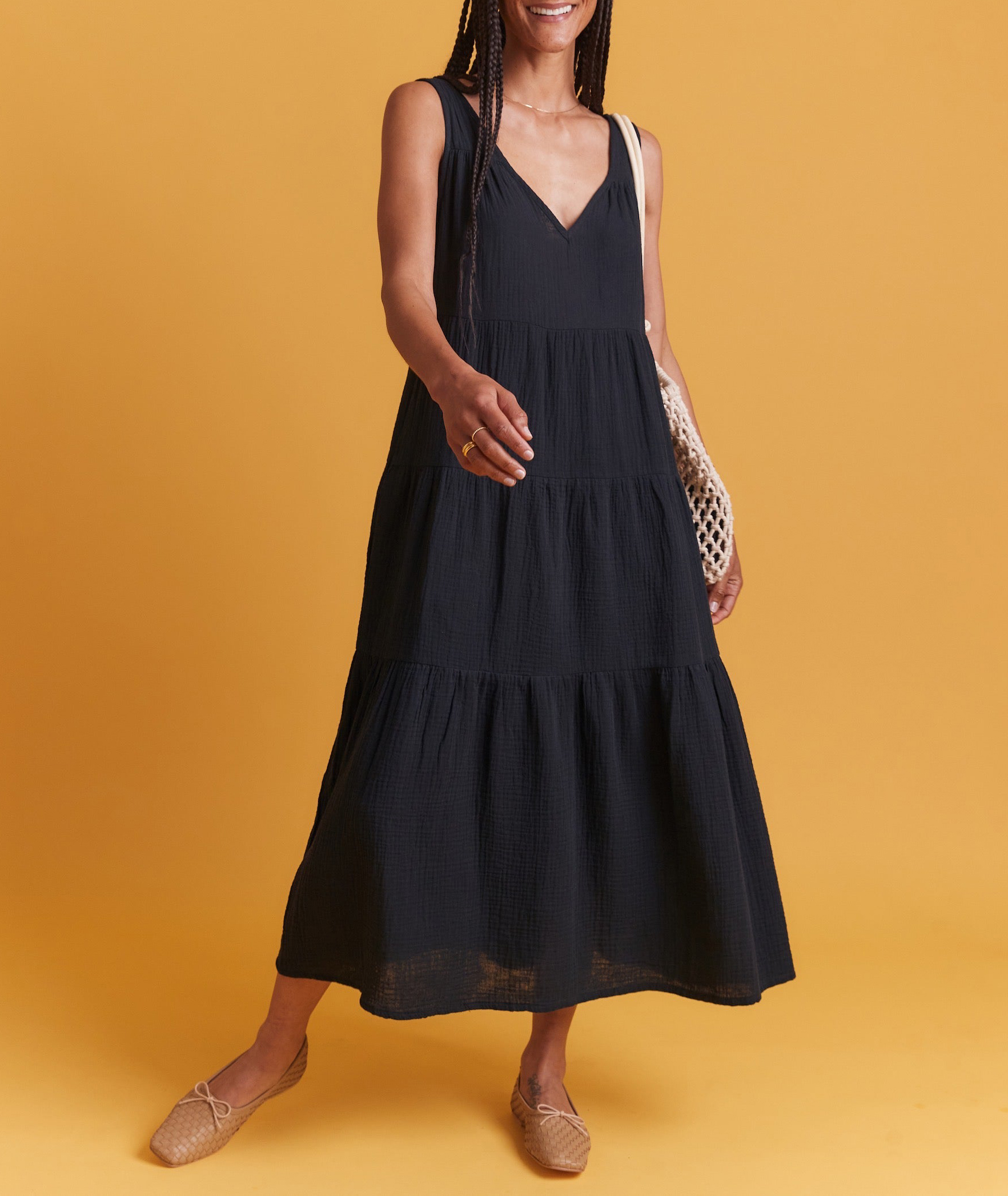 Black Double Cloth Pocketed Dress