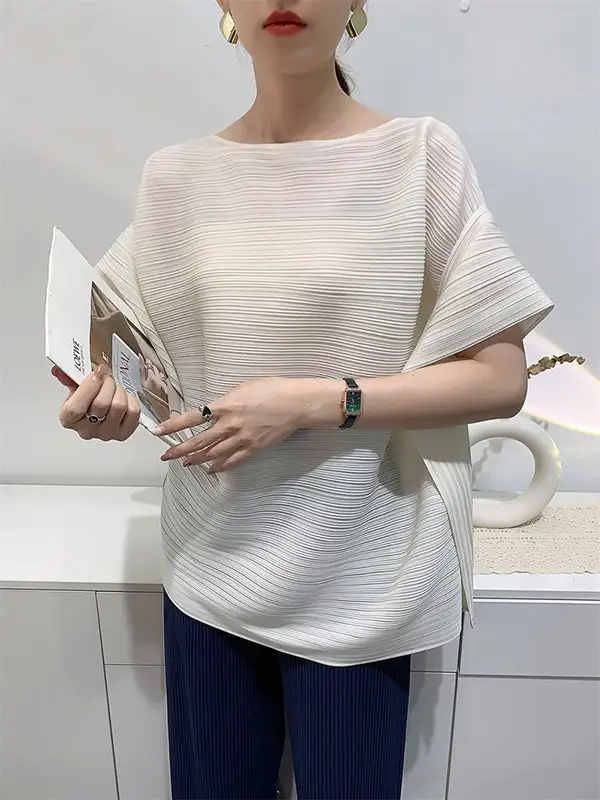 Batwing Sleeve Relaxed Pleat Detail Round Neck T-Shirt