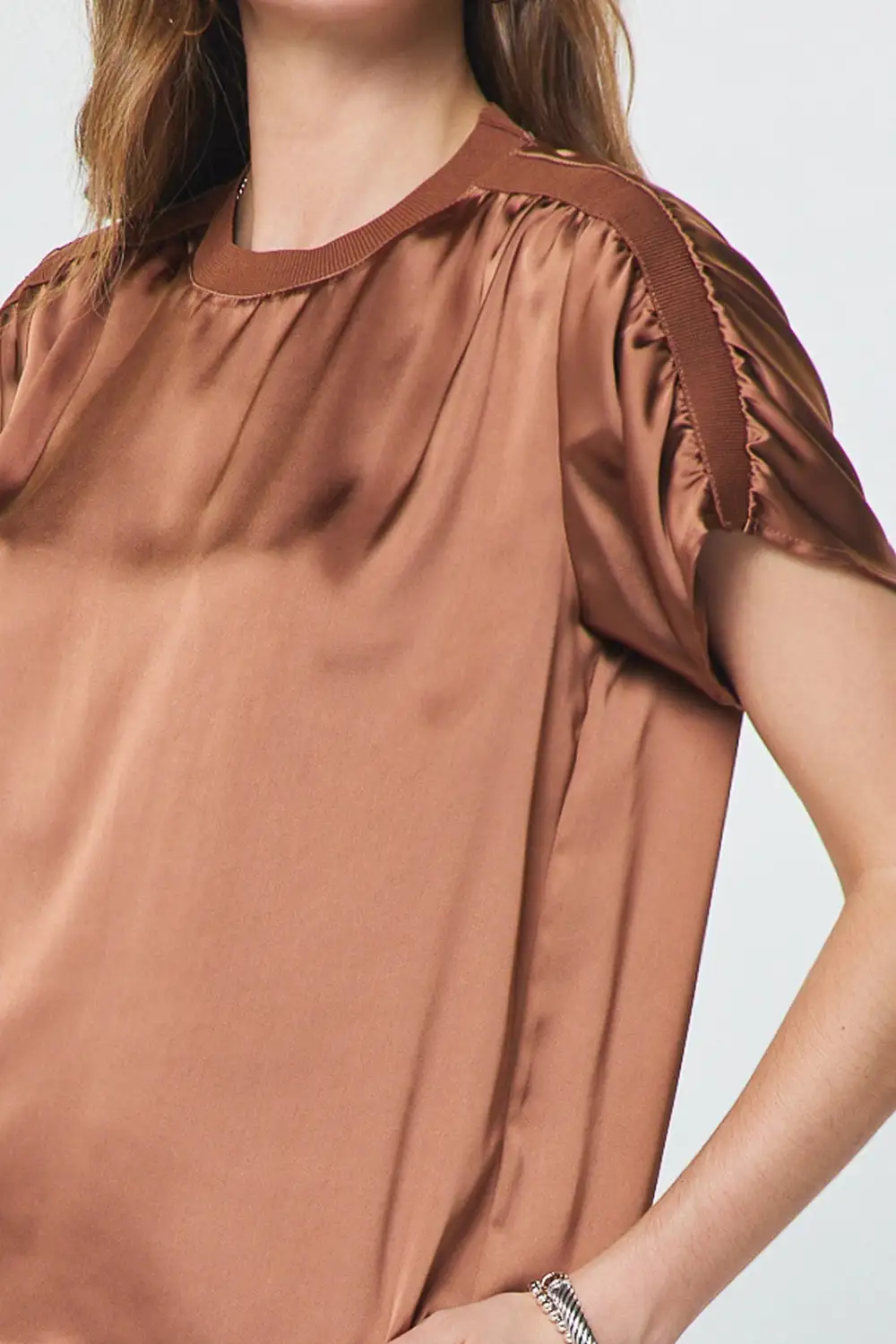 Relaxed Contrast Hem Silk Top
