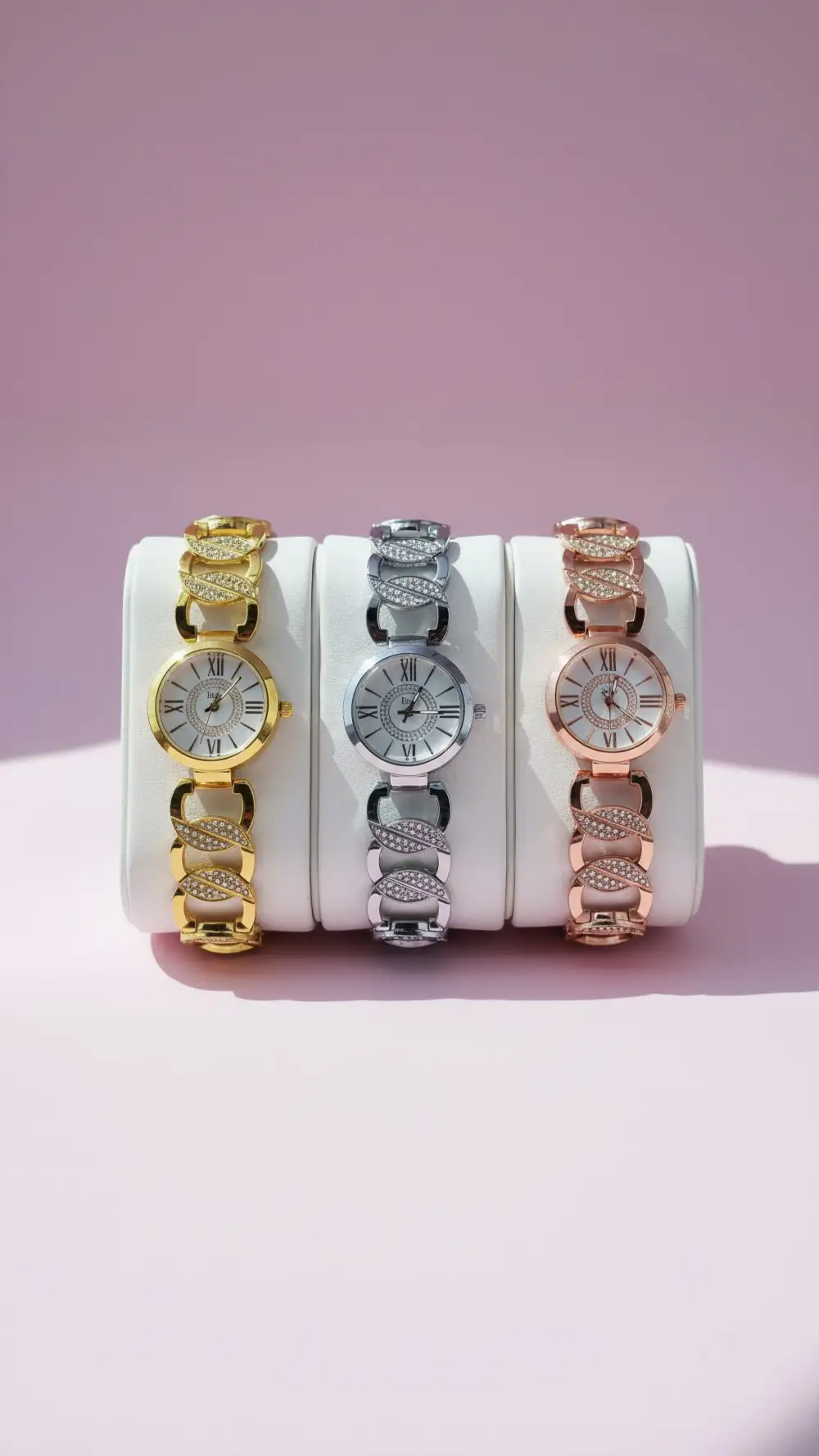 Round Face Crystal Link Fashion Watch