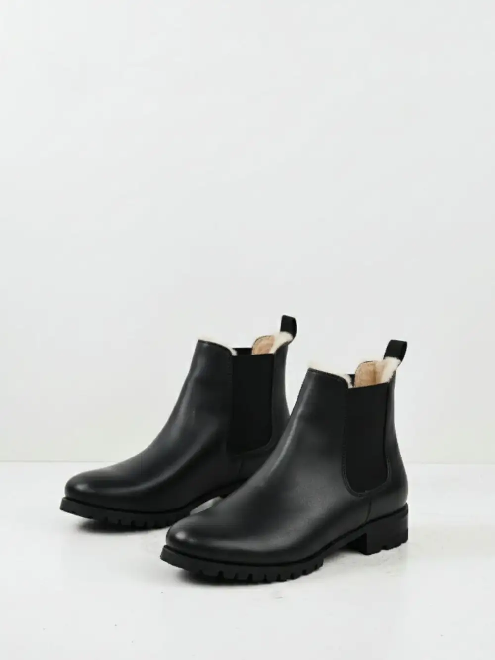 Women's Clean Profile Insulated Vegan Leather Chelsea Boots