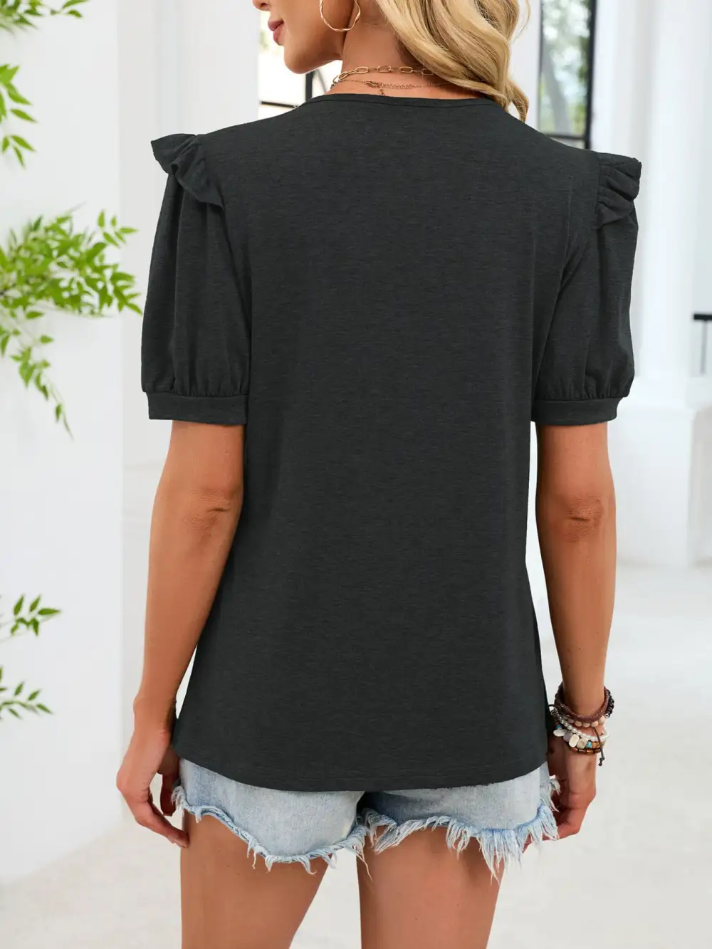 Versatile Ruffled Short Sleeve T-shirt