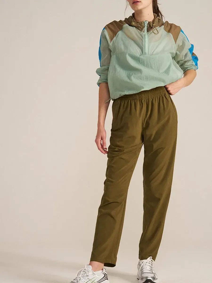 Small Legged Pants