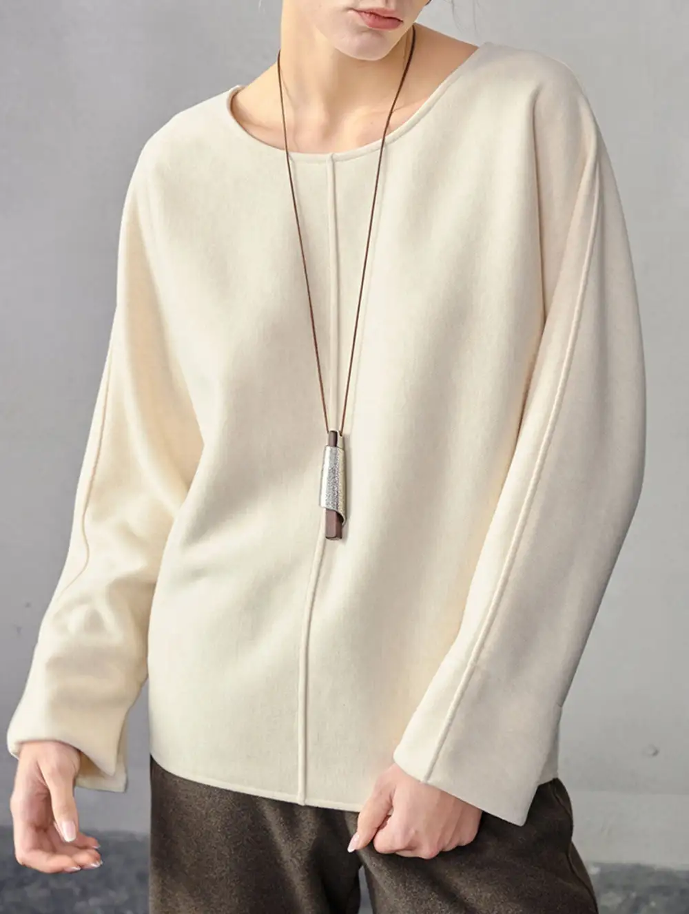 Crew Neck Loose Fit Long Sleeve Sweatshirt