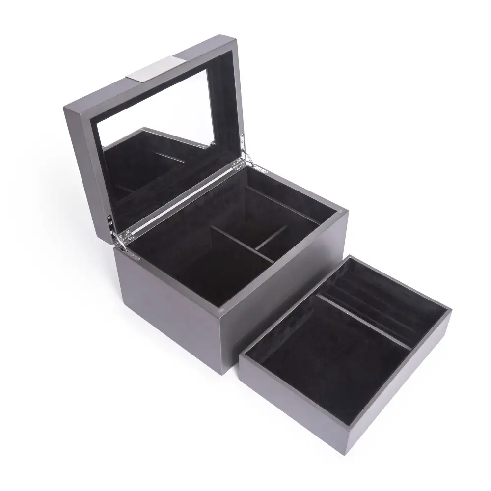 Bradford Chest With Jewelry Box
