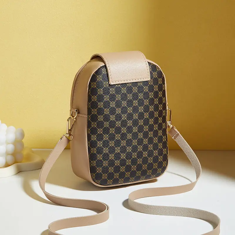 Soft Minimal Crossbody Bag