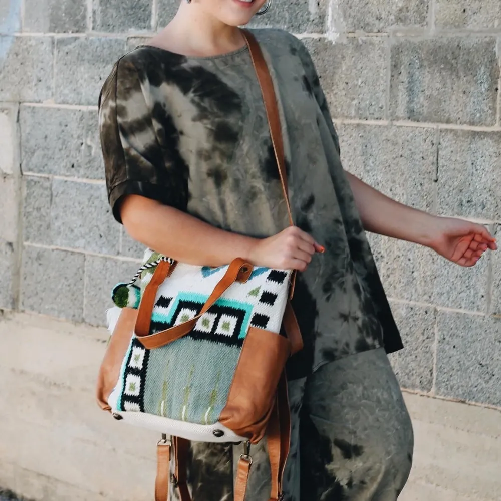 Charming Motif Shoulder Bag