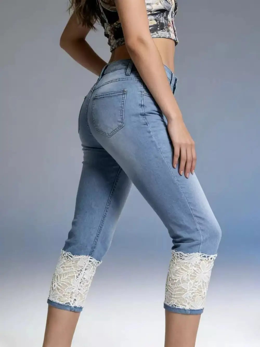 Contoured Pocketed Denim Jeans