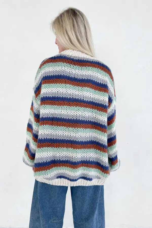 Simple Cut Soft Knit Cardigan