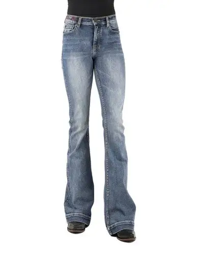 Women's Modern Flare Jeans