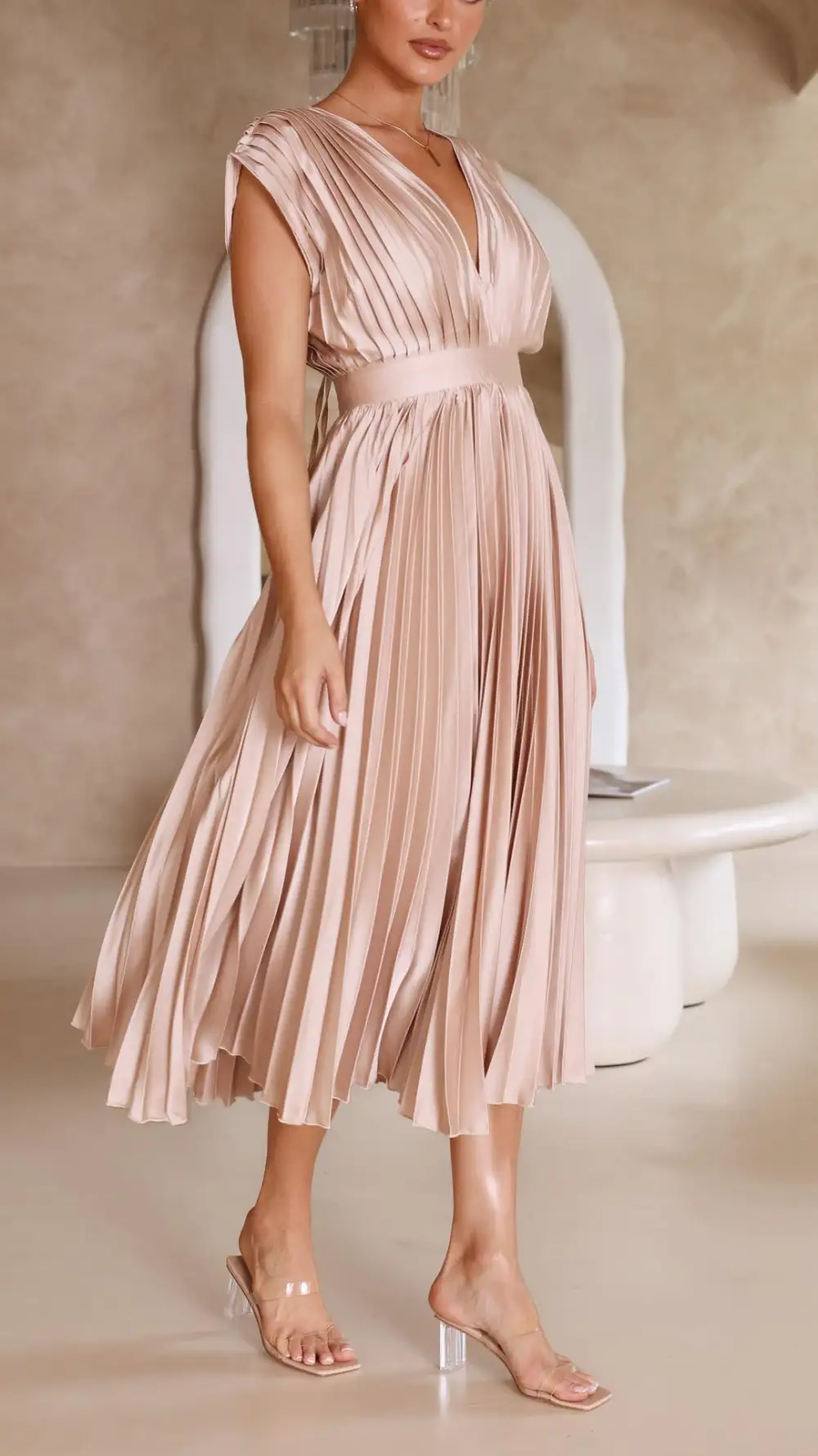 Refined Refined Women's Pleated Midi Dress