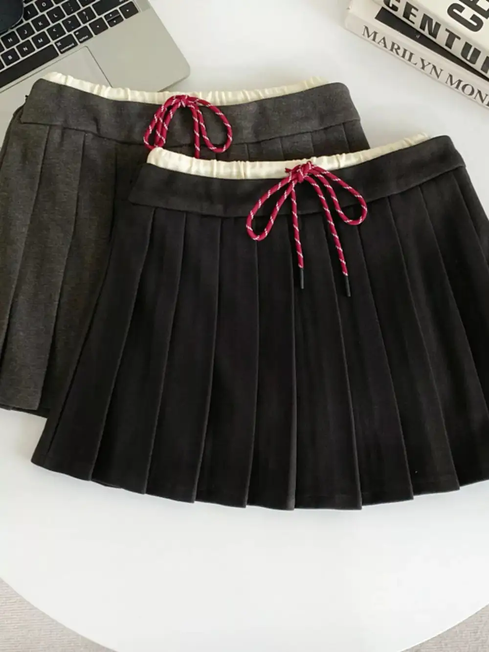 Modern Pleated Mini Skirt