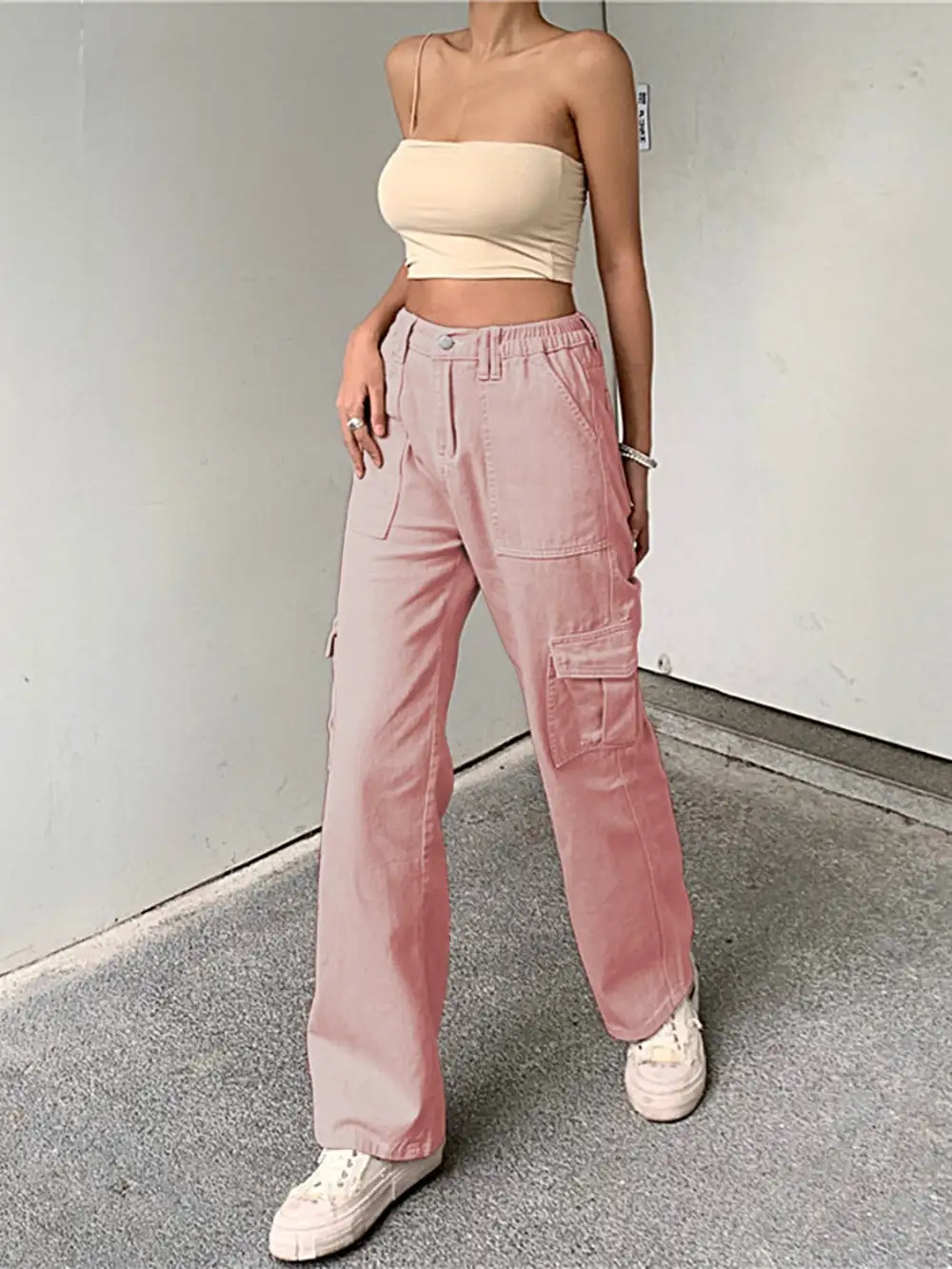 Laid-Back Washed Pocketed Stretch Straight Leg Jeans