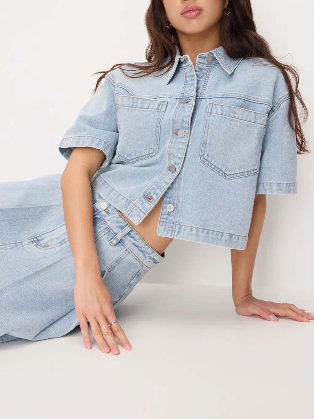 Short-Sleeved Shirt-Style Denim Jacket