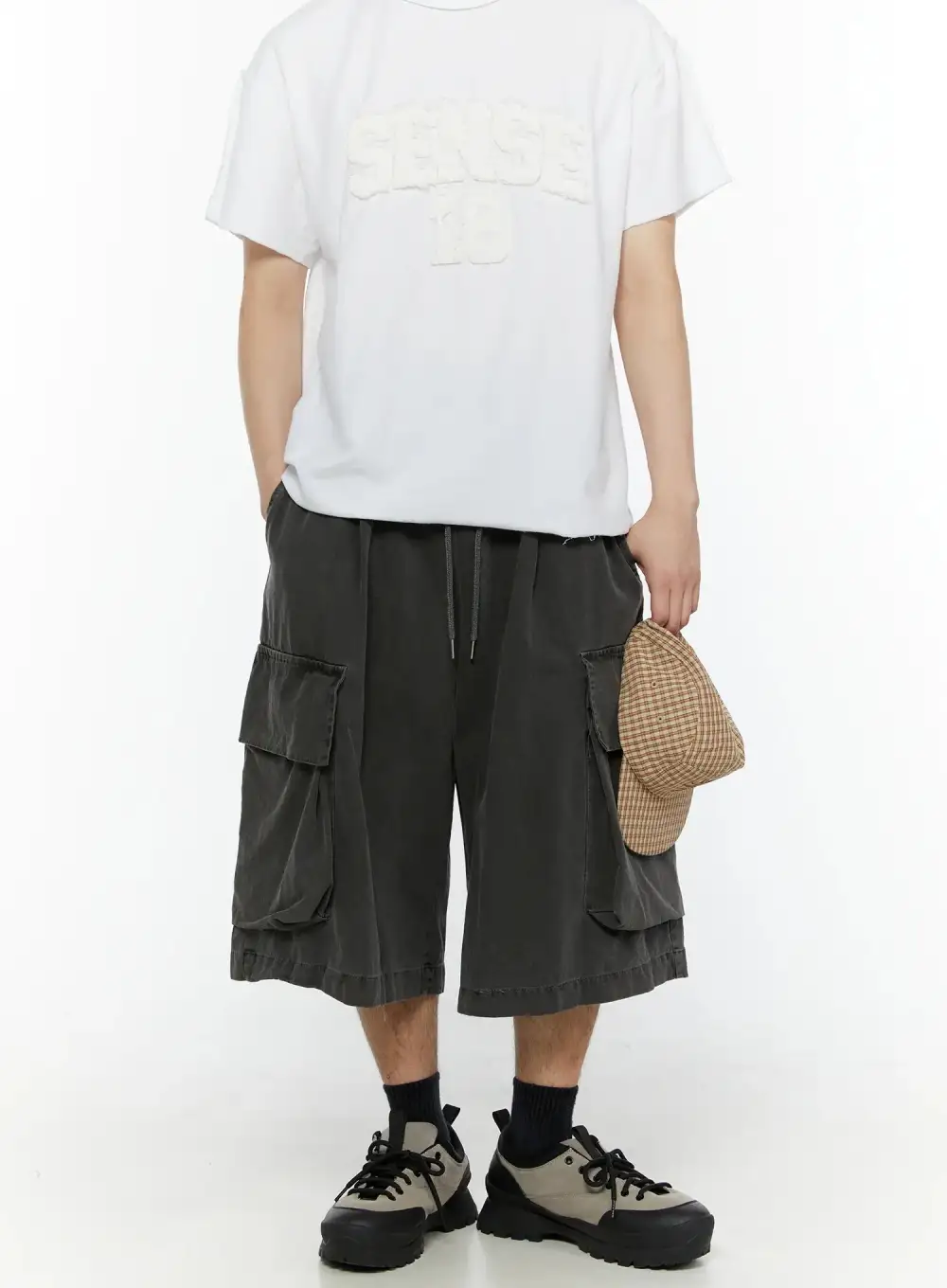 Men's Wide-Fit Pigment Bermuda Cargo Shorts