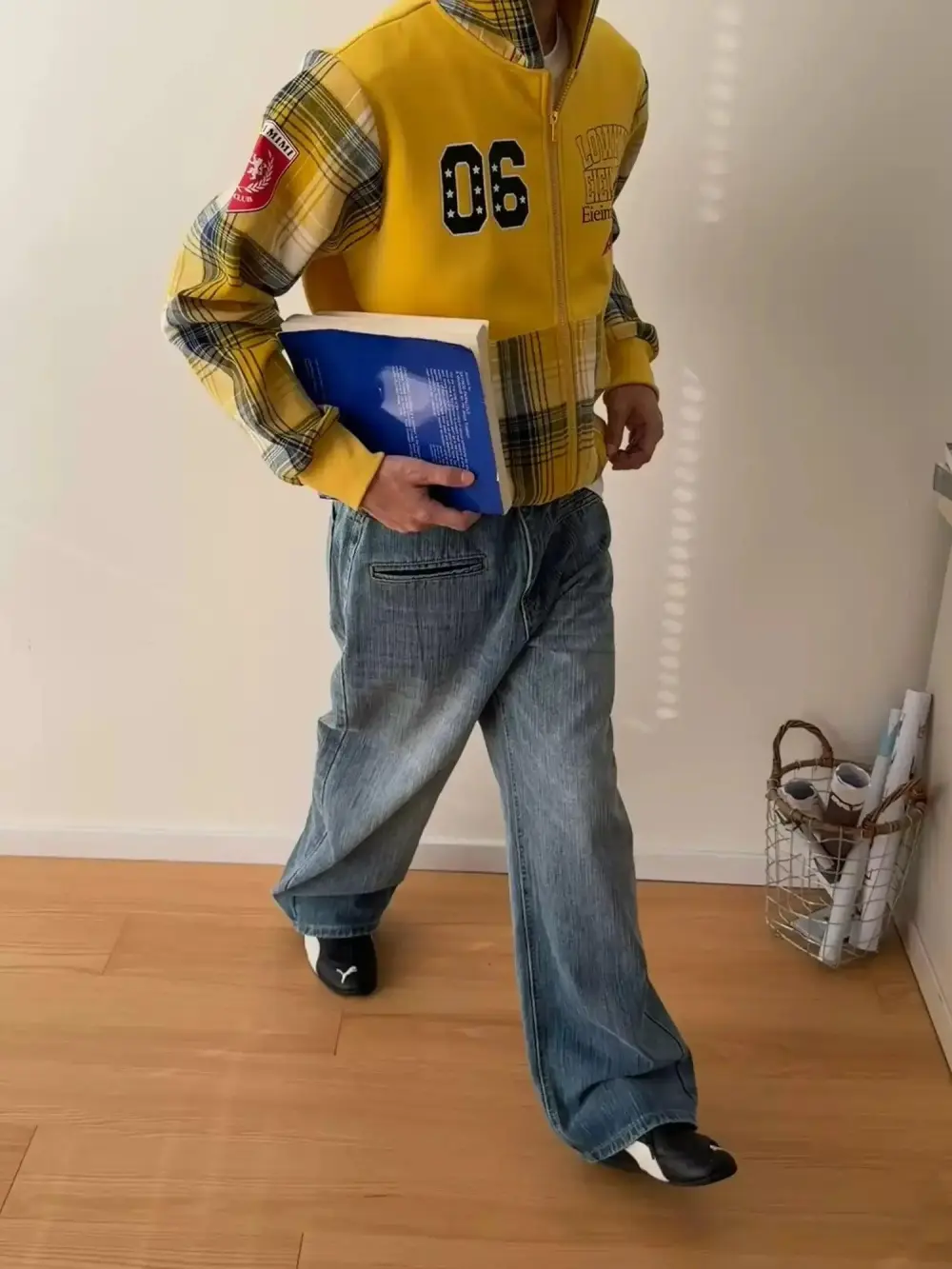 Retro Textured Straight Leg Jeans