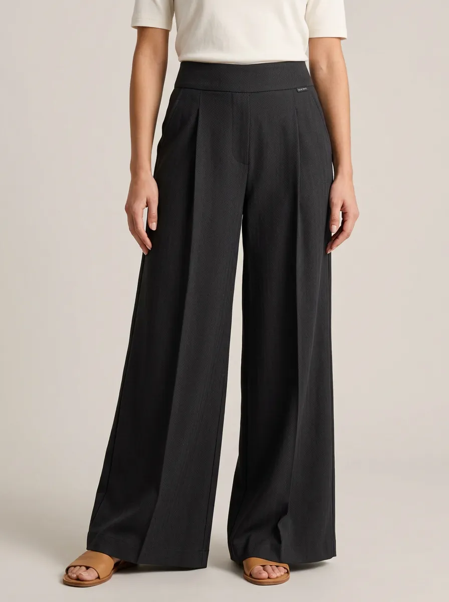 Classic Wide-Leg Pleated Solid Women's Wide-Leg Pants