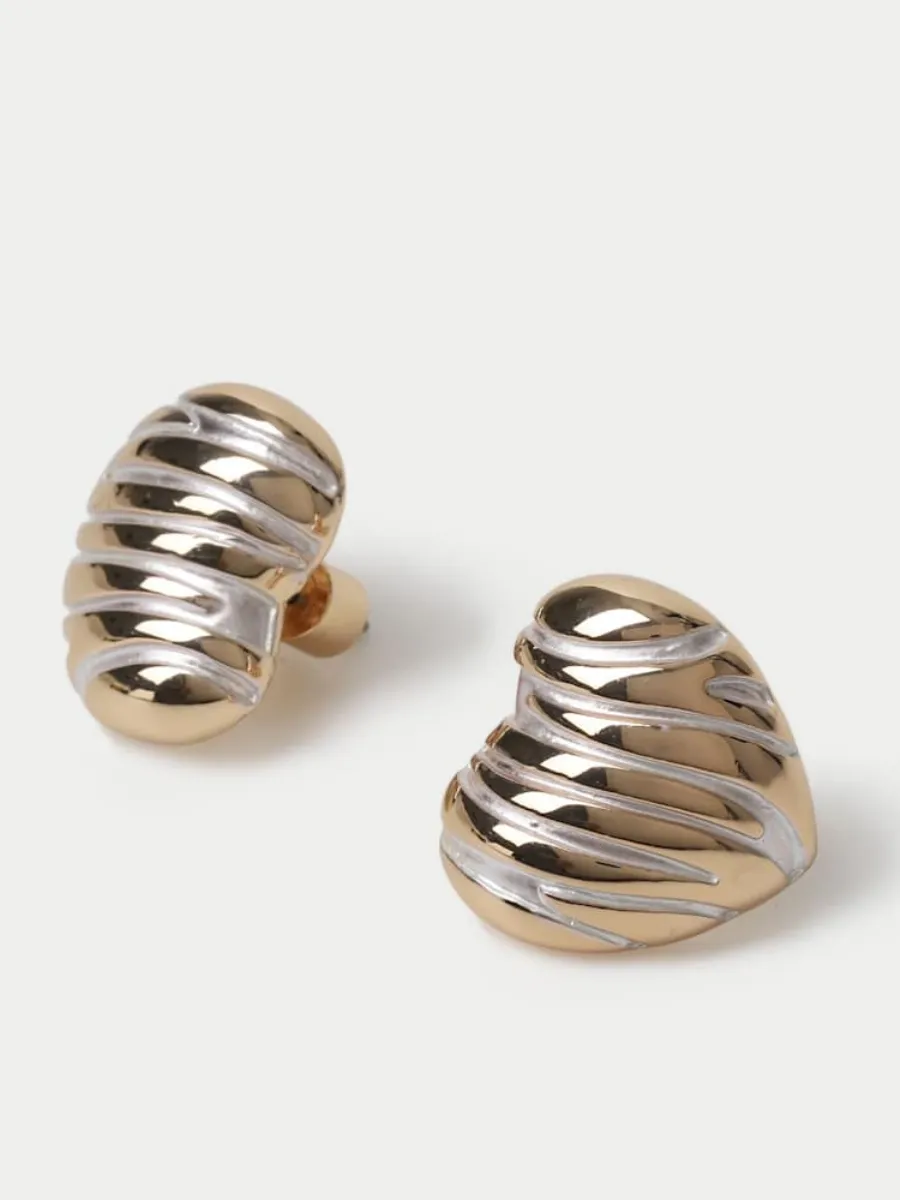 Vintage Swirl Heart Stud Earrings