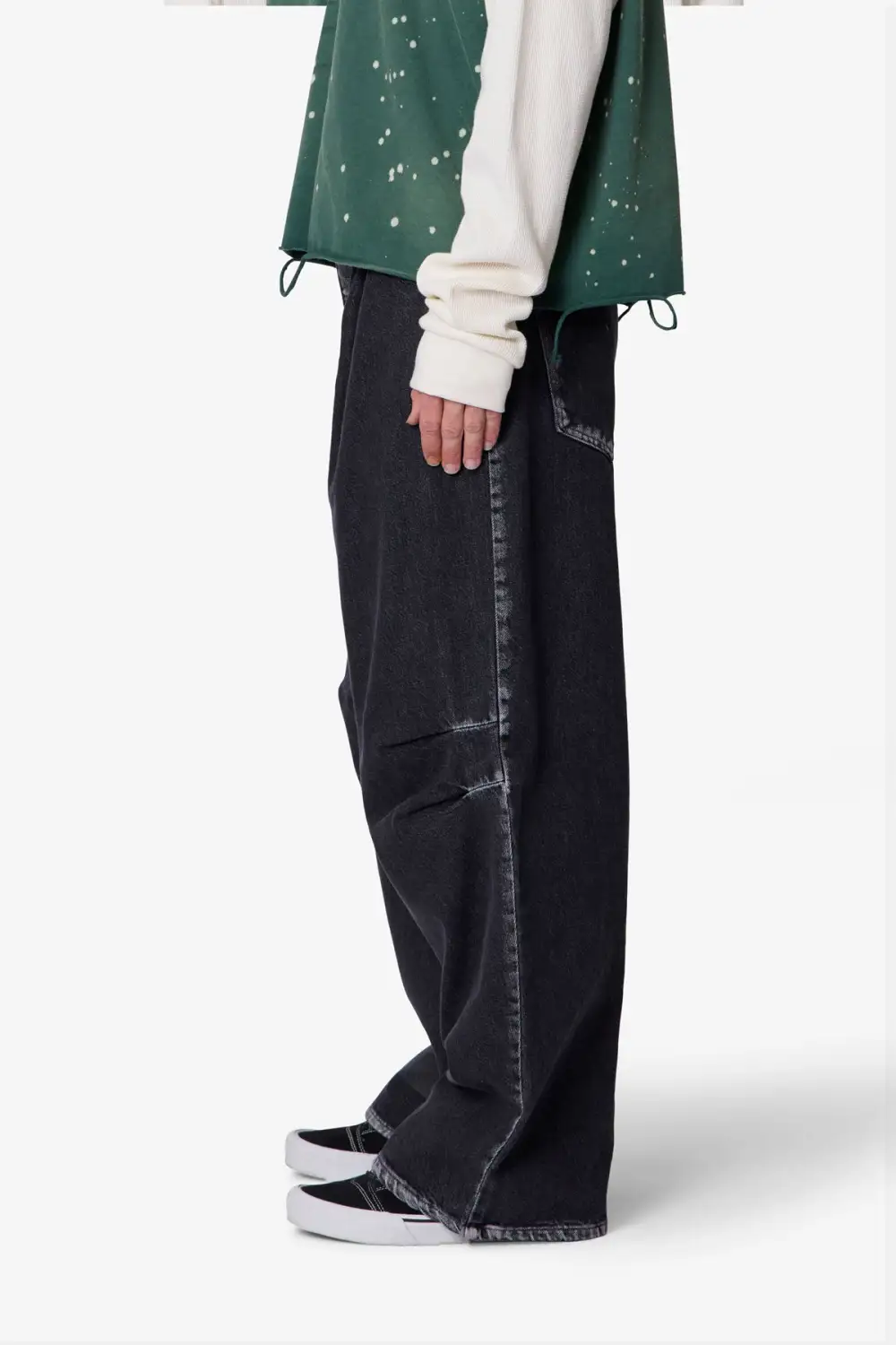 Relaxed Raw Finish Pleated Jeans