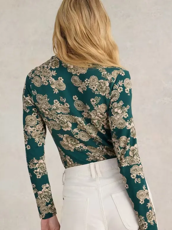 Slight Stretch Turtle Neck T-Shirt