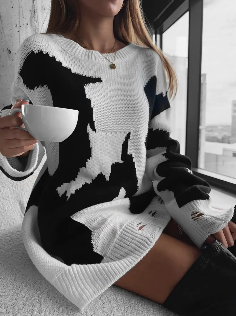 Smooth Relaxed Knit Sweater