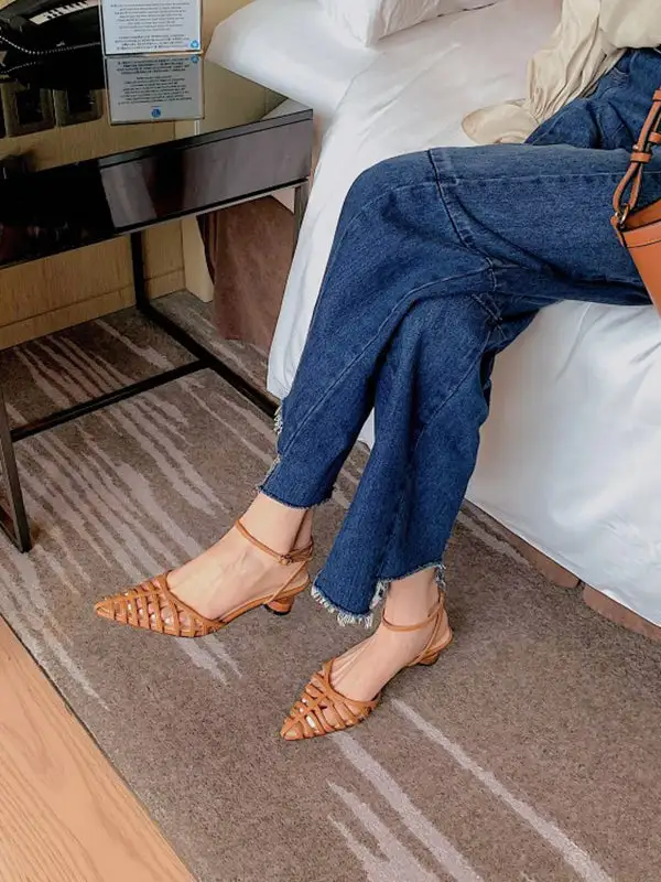 Cutout Pointed-Toe Panel Detail Slingback Heeled Sandals