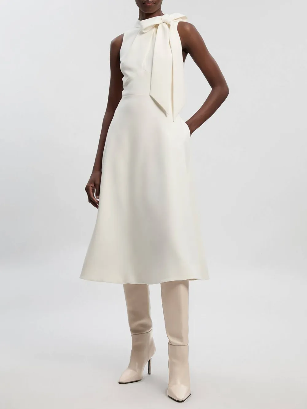 Elegant Sleeveless Bow Detail Flared Midi Dress