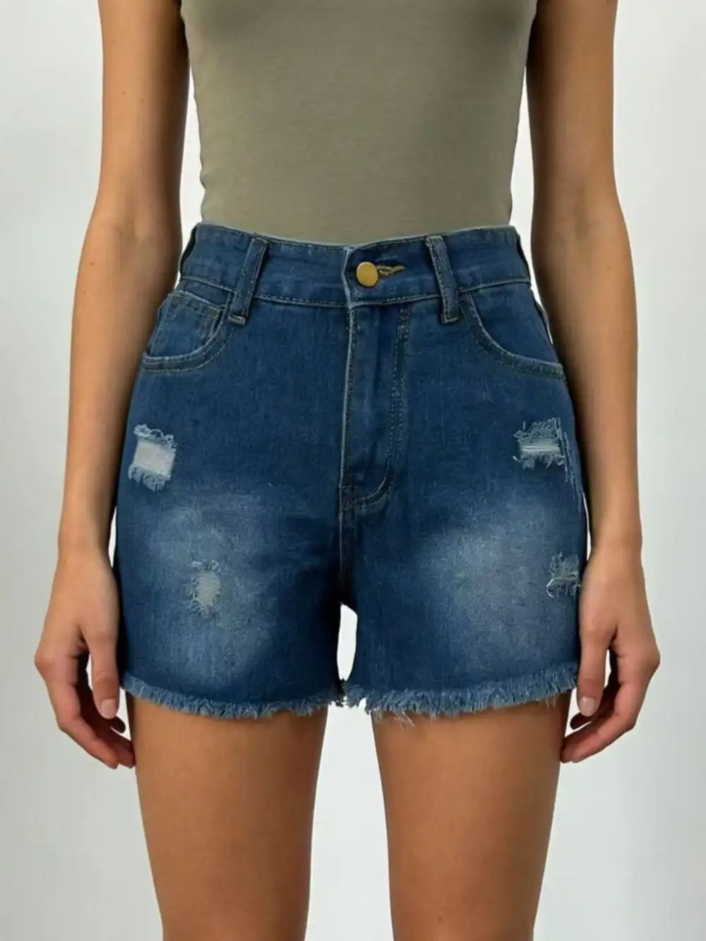 Relaxed Frayed Hem Shorts