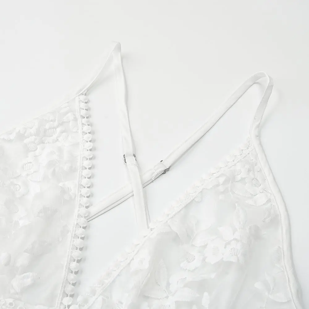 Boho Chic Backless Floral Lace Dress