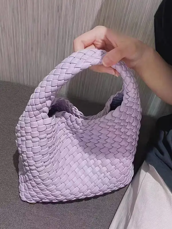 Refined Woven Vintage Shoulder Bag