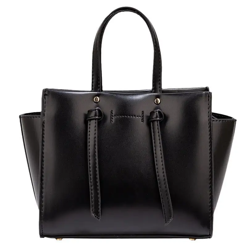 Wings Style Large Capacity Shoulder Bag Vertical Square 2025 Trend