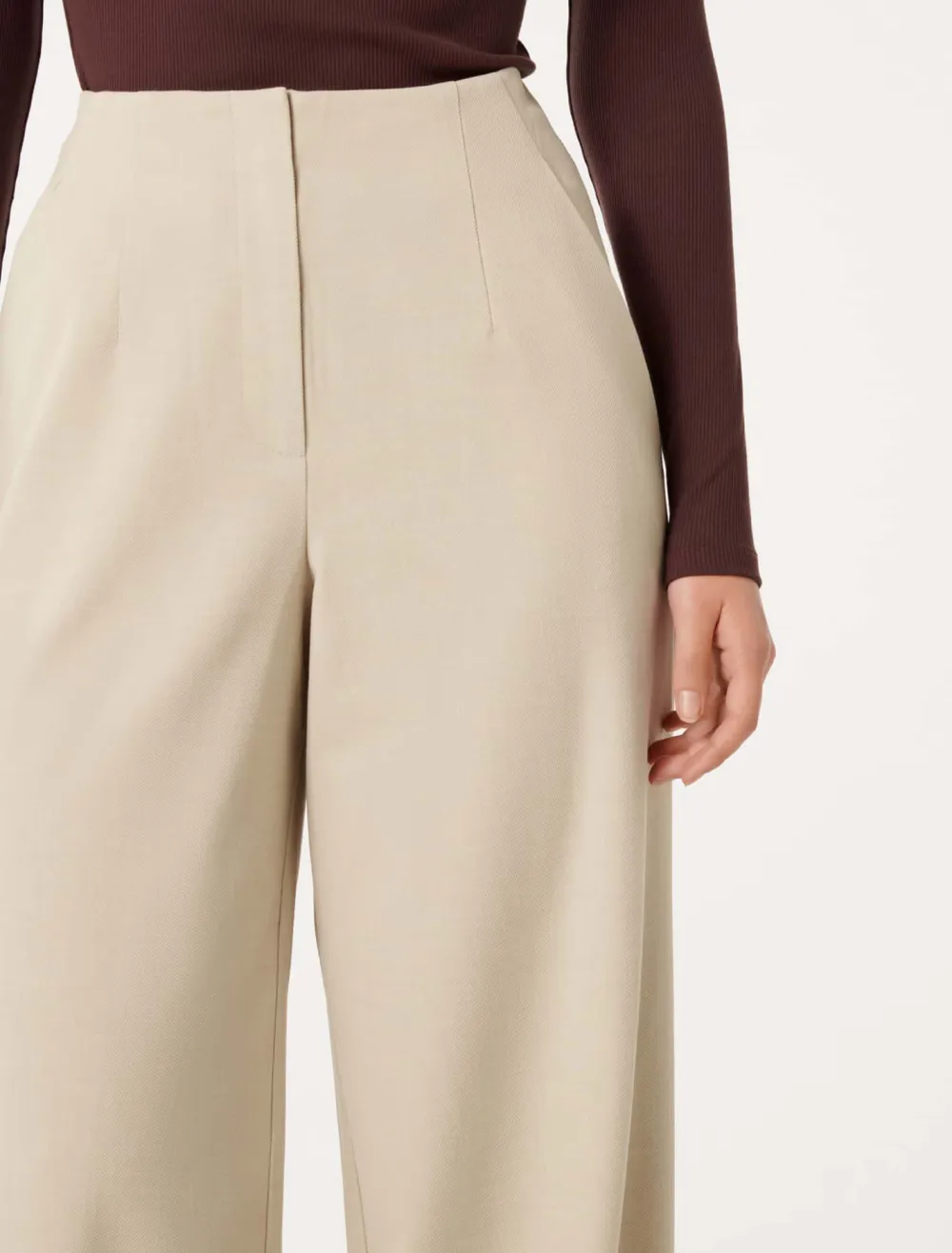 Pocket Wide-Leg Pants