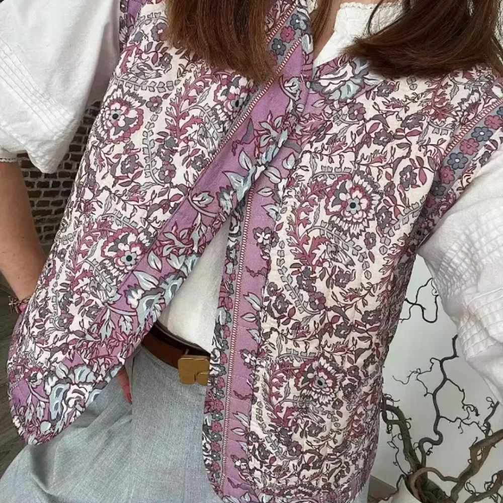 Quilted Print Sleeveless Vest